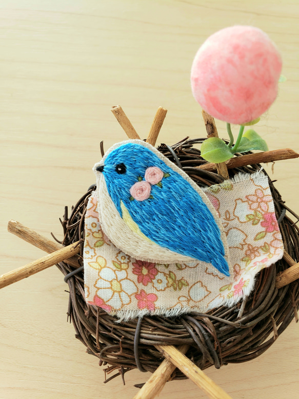 Bluebird刺繍ブローチ【受注制作】 4枚目の画像