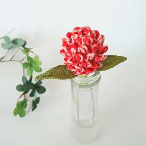 つまみ細工　髪飾り　✴︎結花✴︎紅・グリーン・マスタード　No.378再販2 つまみ細工 髪飾り ✴︎結花✴︎紅・グリーン・マスタード No