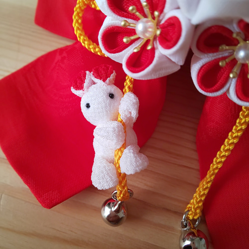 七五三3歳 着物髪飾り リボン赤 つまみ細工 子供用 ❀うさぎが遊ぶ