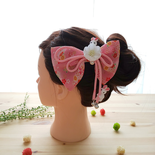 うさぎが遊ぶ 七五三髪飾り 3歳 ピンク リボン 着物 和装【つまみ細工