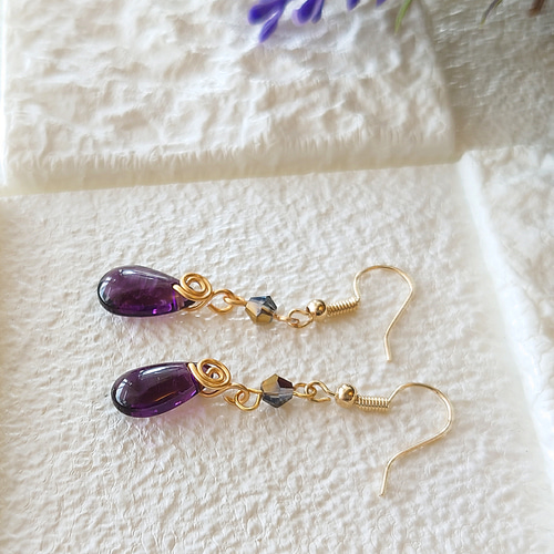 ◇大粒ティアドロップピアス◇ダークパープル◇ ピアス（フック