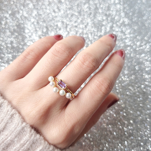 特集掲載】5粒パールのイルミネーションリング＊*ストレート/V字