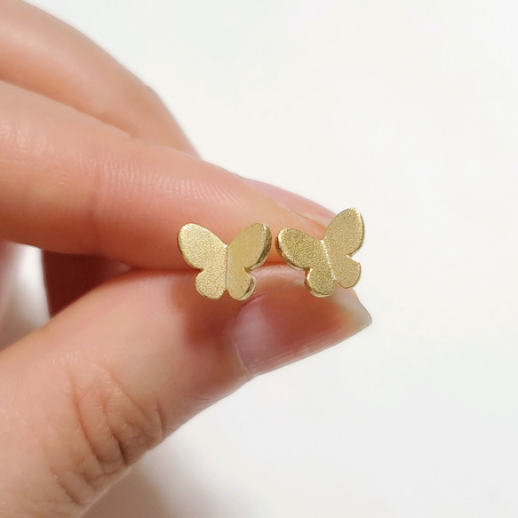 [K18/K10] 小蝴蝶耳釘 皮膚飾品 防過敏 第4張的照片