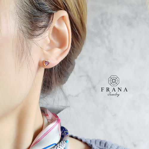 選べる10種の天然石】小さなハートのスタッドピアス＊オパール ピンク