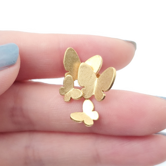 4人家族の蝶ピアス・イヤリング【片耳ずつの販売】アシンメトリー ちょうちょ バタフライ＊ギフト・プレゼントにもお勧め 8枚目の画像