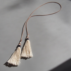 KU2001-1 / NATURAL TASSELS NECKLACE 5枚目の画像