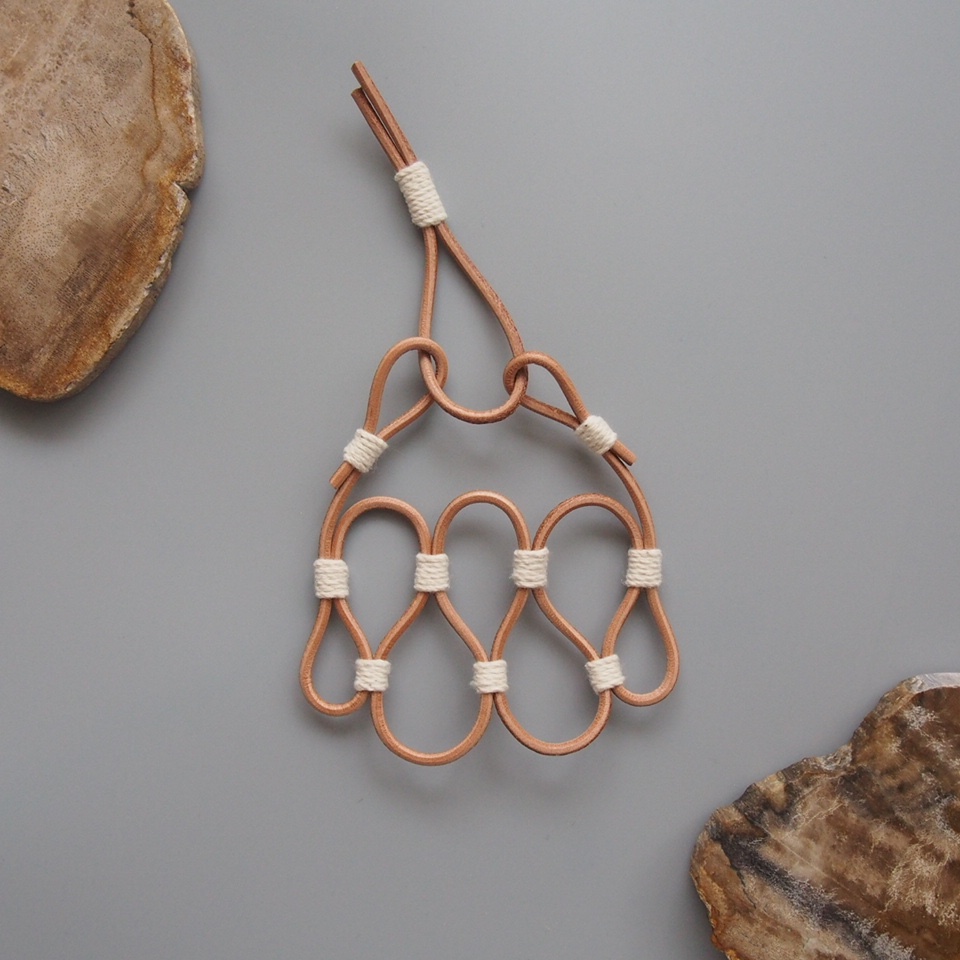 OR2007-1 / LEATHER AND COTTON ORNAMENT-1