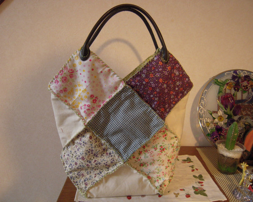 パッチワークトートバッグ セ～ル!!パッチワークバッグ トートバッグ hidamari 通販 241884