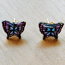 【両耳】蝶のピアス(金属アレルギー非対応) 4枚目の画像