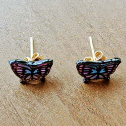 【両耳】蝶のピアス(金属アレルギー非対応) 5枚目の画像