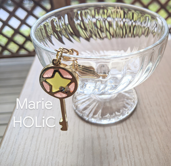 夜に光る星⭐鍵の形のキーホルダー その他アクセサリー Hanasuki