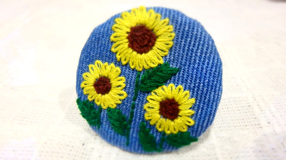 ◆刺繍◆◇◆ｻﾝﾌﾗﾜｰ◆◇◆ひまわり◆◇◆ﾌﾞﾛｰﾁ◆◇◆直径⑤㎝◆ 2枚目の画像