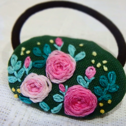 新作◆刺繍◆◇◆ﾍｱｺﾞﾑ◆◇◆薔薇◆◇◆rose◆◇◆⑤.⑤×③.⑤㎝◆ 2枚目の画像