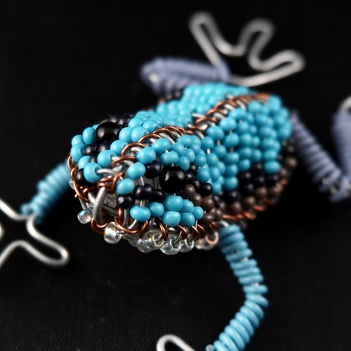 ハワイアン　オブジェ黒と青緑のカエルオブジェ 61VaS0dvb0L._AC_UF894,