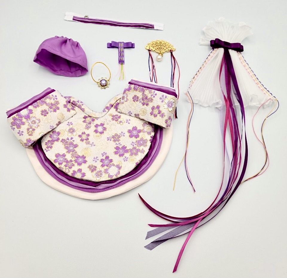 212 ひなまつり 着せ替え〈お雛様〉十二単 白金地小櫻紋様正絹藤色