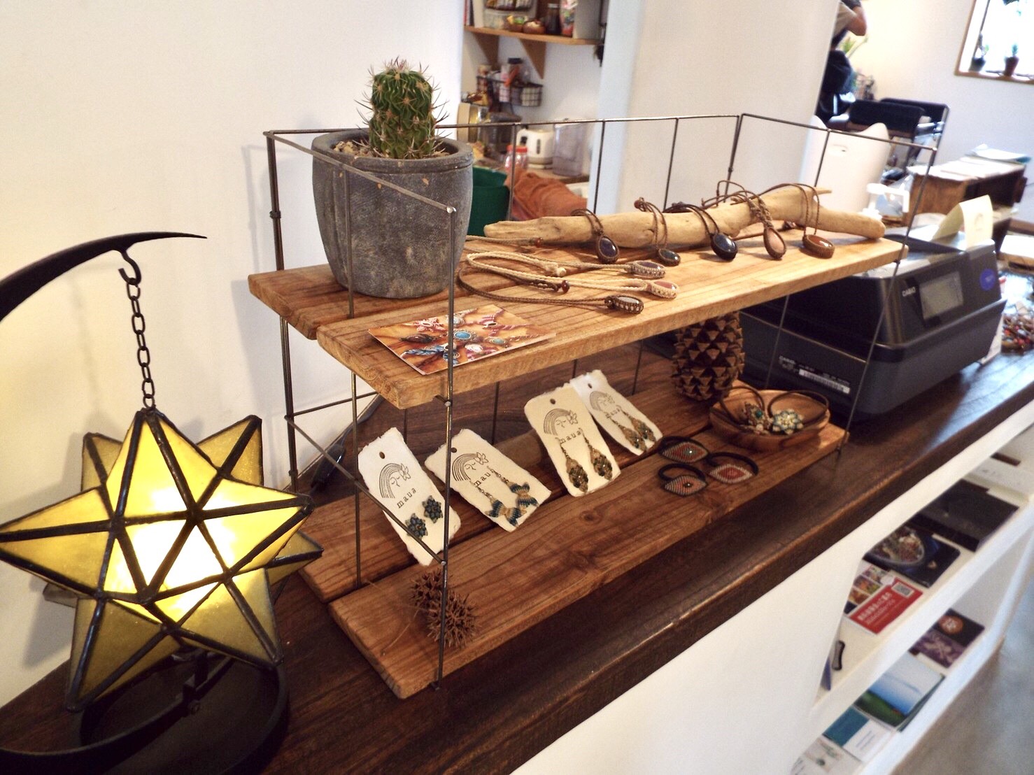 奥行2倍　アイアンネット　シェルフ　ハンドメイド　カフェ　スタイル