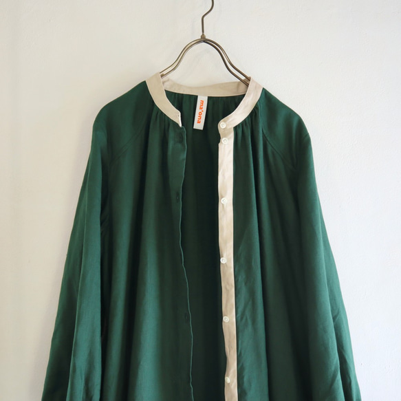 french linen stand color I-line P dress  (deep green) 3枚目の画像