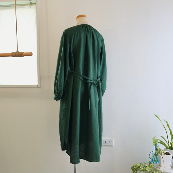 french linen stand color I-line P dress  (deep green) 8枚目の画像