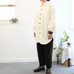 cuff & gadget long shirt (ivory x chocolate) 6枚目の画像