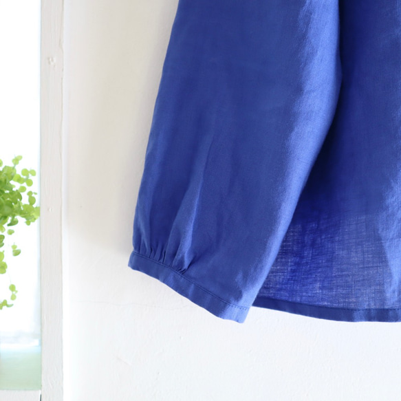 french linen chest pocket top (cobalt blue) 5枚目の画像