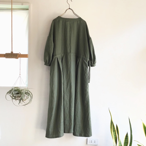 french linen W-button dress (khaki) 4枚目の画像