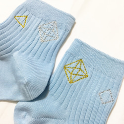 星の刺繍入り靴下　アイスブルー 2枚目の画像