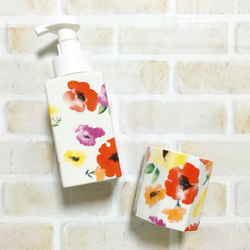 [套裝] 鮮豔的花香皂瓶和牙刷架 第1張的照片