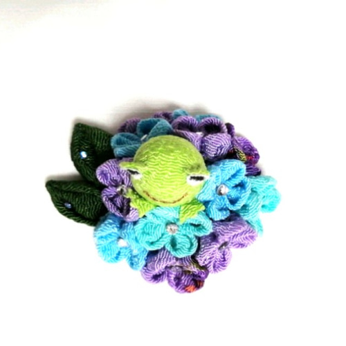 ❁小さなカエルのかくれんぼ❁ ちりめん細工の歳時記『梅雨』 福かえる