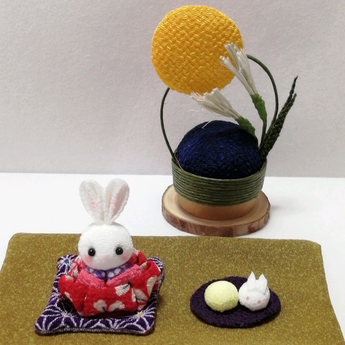 【 お月見の吊るし飾り 】ちりめん細工 うさぎ 秋の味覚 輪飾り さげもん お月見の吊るし飾り 】ちりめん細工 うさぎ 秋の味覚 輪飾り さげもん