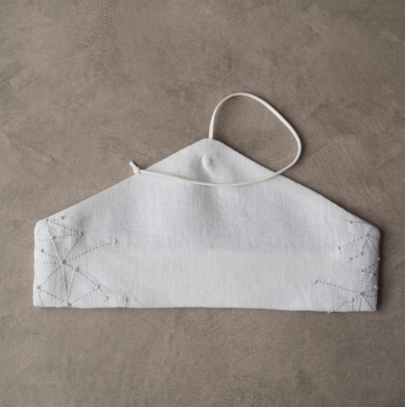 【再々販】 | 手刺繍で作った白いリネンの扇子袋 お箸袋にも◎        Ω 人気・おすすめ｜安定人気・収納便利におすすめ 丁寧対応 配送追跡可 最短翌日到着可能