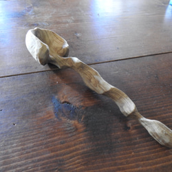ウッドクラフト　ハンドメイドのチェスナッツの木製スプーン 1枚目の画像