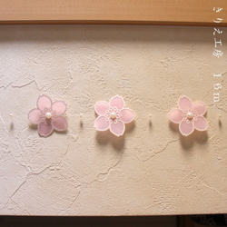 受注制作　季節のモビール　桜（切り絵） 4枚目の画像