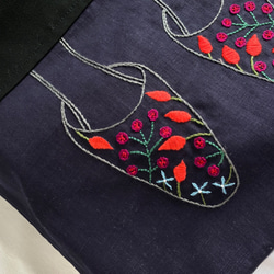 ミュール刺繍のバッグ(花) 2枚目の画像