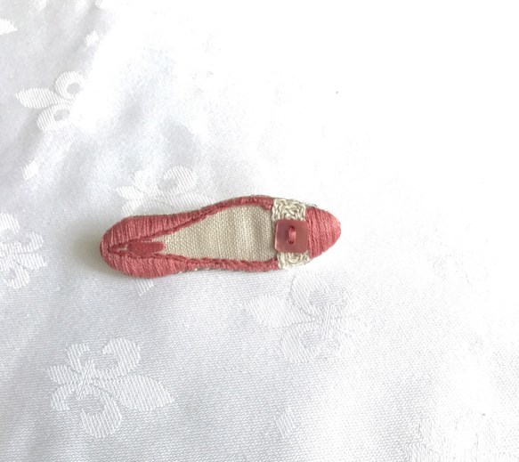 shoe shoe shoe刺繍のブローチNo.61 1枚目の画像