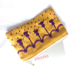 シャンデリア刺繍のカードポーチ(からし) 2枚目の画像