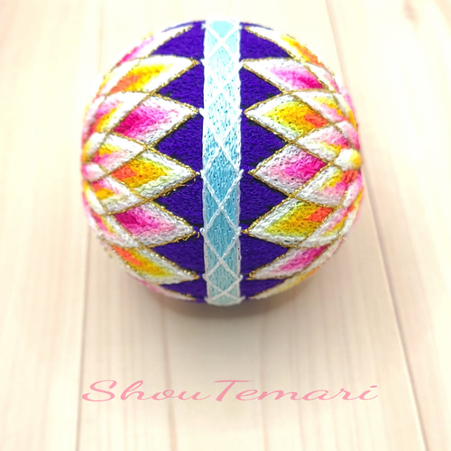 No.260…手毬~柳川まり~(16花)~二色菊~(二つ花)縁起物