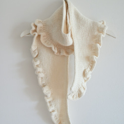 手編み　ウールのショール　マフラー　オフホワイト　malabrigo 2枚目の画像