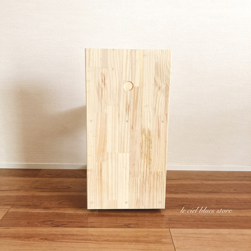 すっきり見える収納棚 可動式の集成材シェルフ 隙間収納 棚・シェルフ