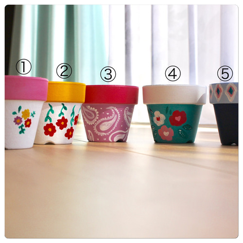 ペイント素焼き鉢 一輪挿し・花瓶・花器 pluriel 通販 4661368｜Creema