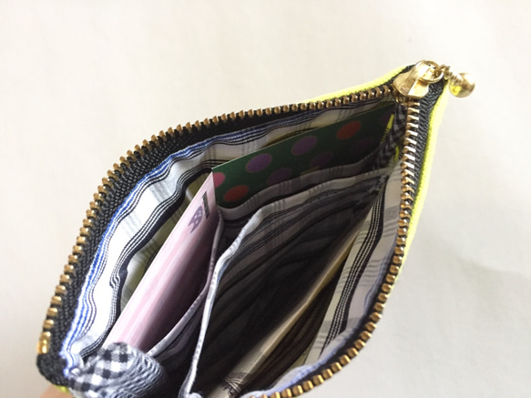 【受注製作】ドットとスモークピンクの内ポケット付きお財布ポーチ 5枚目の画像