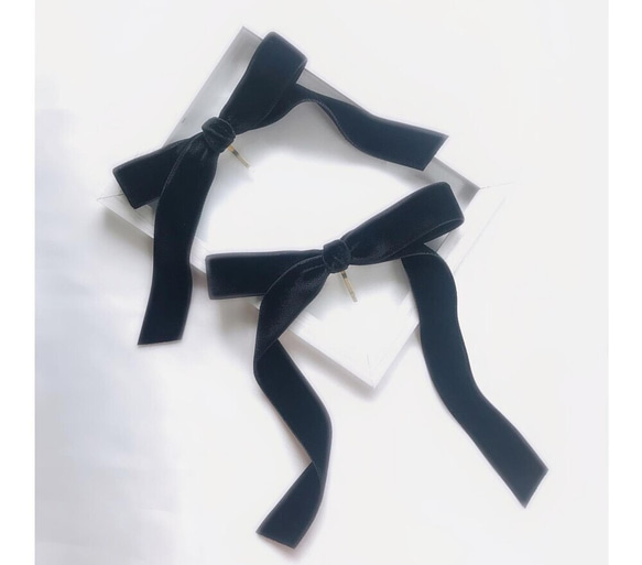 大 足短め】ブラック たらりん ビッグリボン ヘアゴム（使ったリボンは  