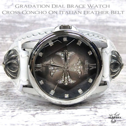 腕時計　イタリアンレザー　ブレスウォッチ　ホワイト革ベルト　クロスデザインフェイス 1枚目の画像