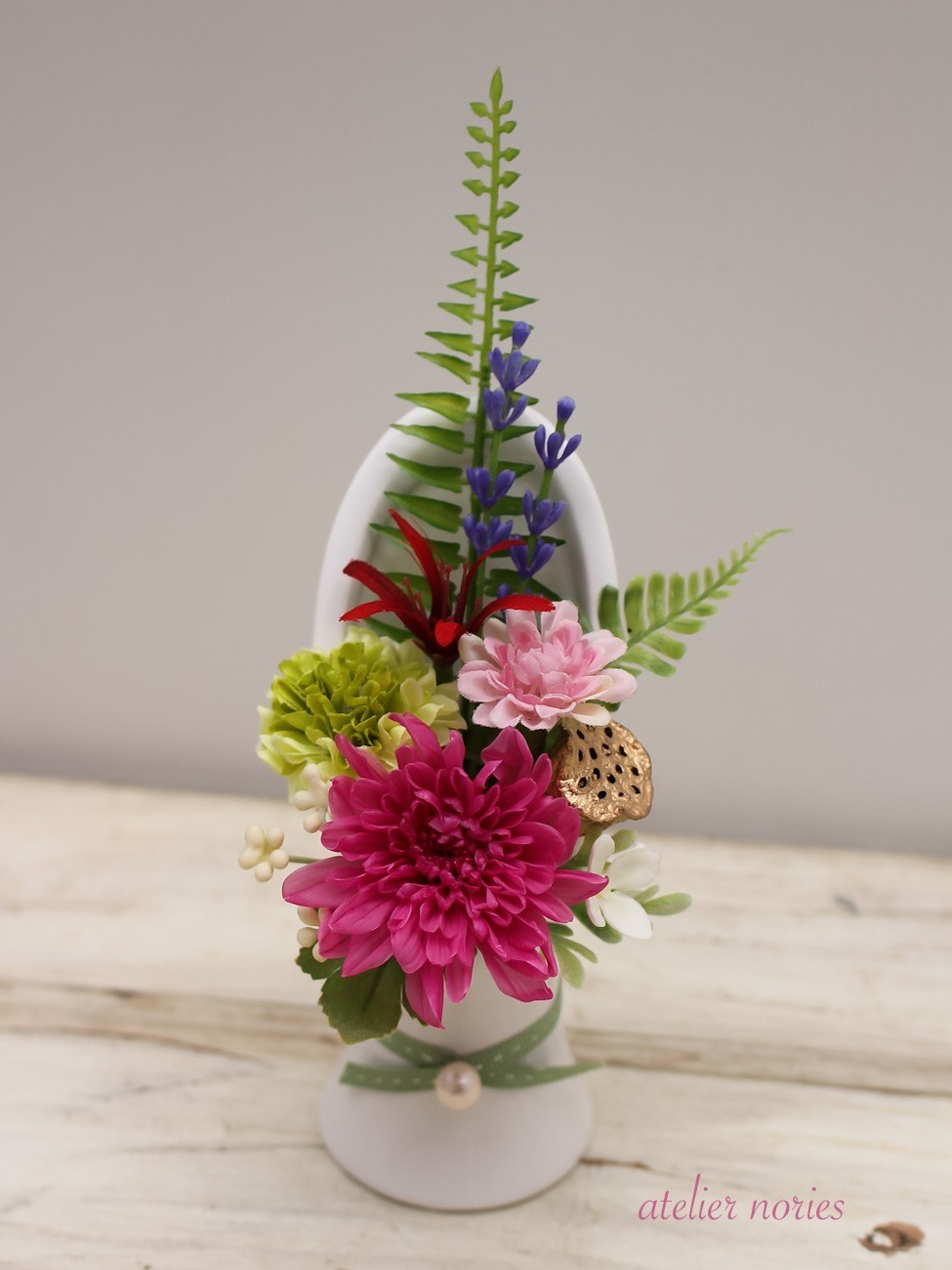 うらら　プリザーブドフラワーのお供え花　一対（２個）　気温の高くなるこの時期にお仏壇を彩るアレンジメント