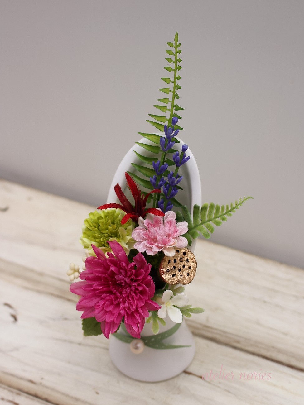 うらら　プリザーブドフラワーのお供え花　一対（２個）　気温の高くなるこの時期にお仏壇を彩るアレンジメント