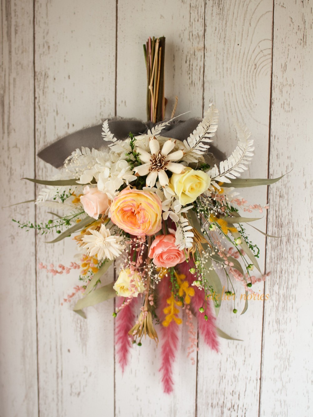 再販　アガット　ナチュラルドライフラワーのブーケ　本体のみ　スワッグとして壁面のデコレーションに