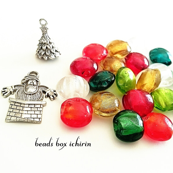 銀箔入り☆ランプワークビーズ  Christmas*set  12ｍｍ  20個セット(チャーム1個付き♪) 2枚目の画像