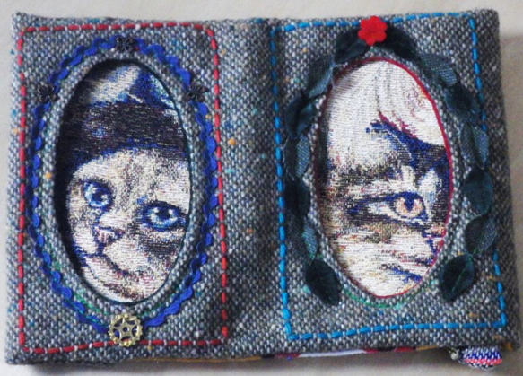 ゴブラン織りの猫さんのぞくブックカバー（手帳カバー）02 3枚目の画像