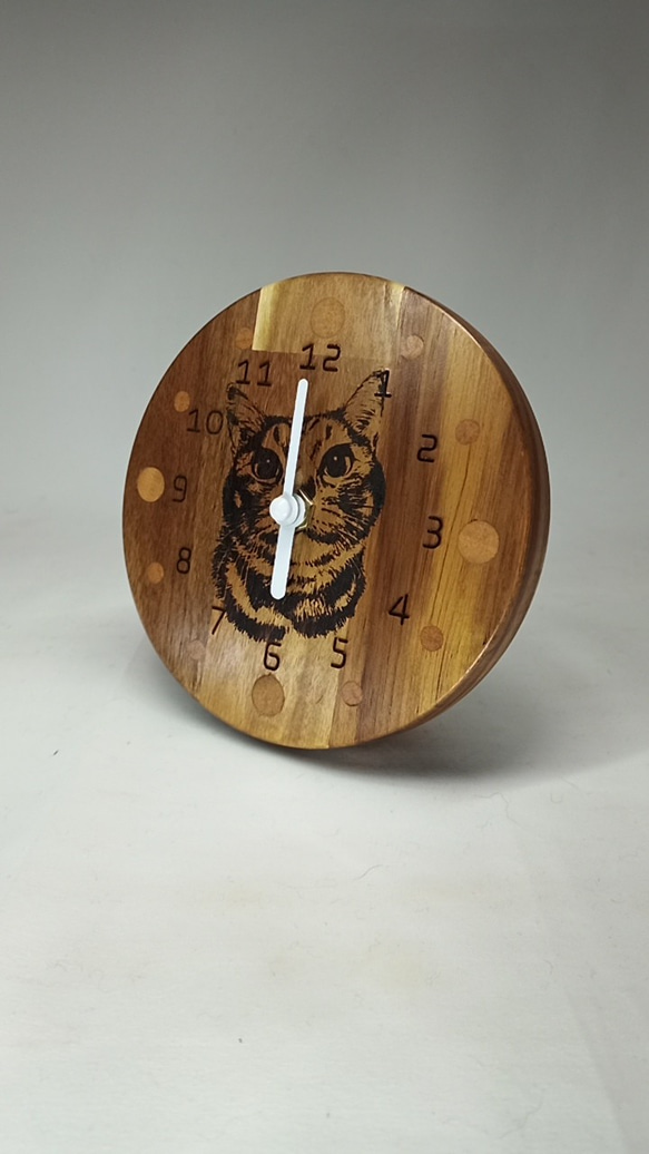 木製　にゃんこ　置時計 2枚目の画像