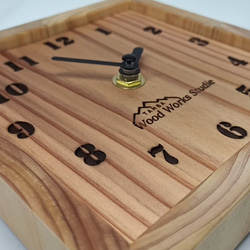 木製　ヒノキ無垢材＆杉無垢材の掛け時計 5枚目の画像