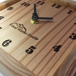 木製　ヒノキ無垢材＆杉無垢材の掛け時計 8枚目の画像